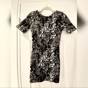 H&M Black/White, Animal Print T-Shirt Dress